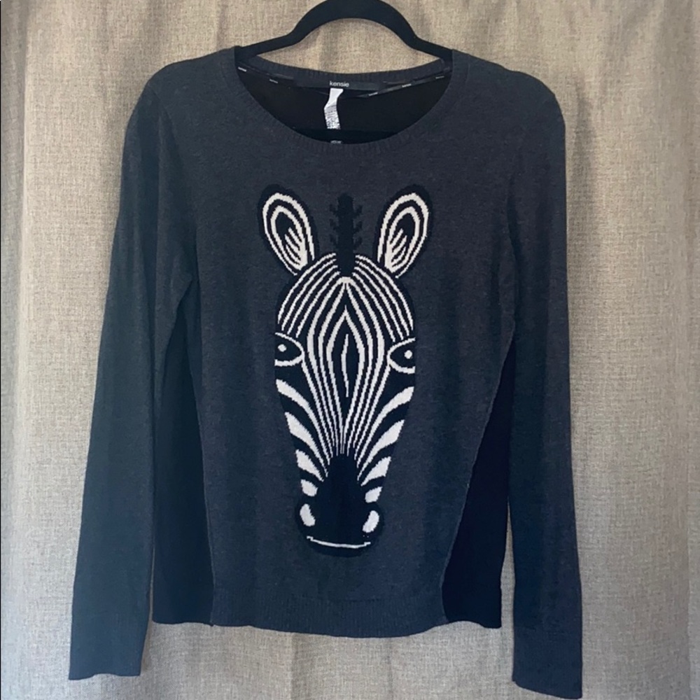 Kensie zebra sweater 🦓